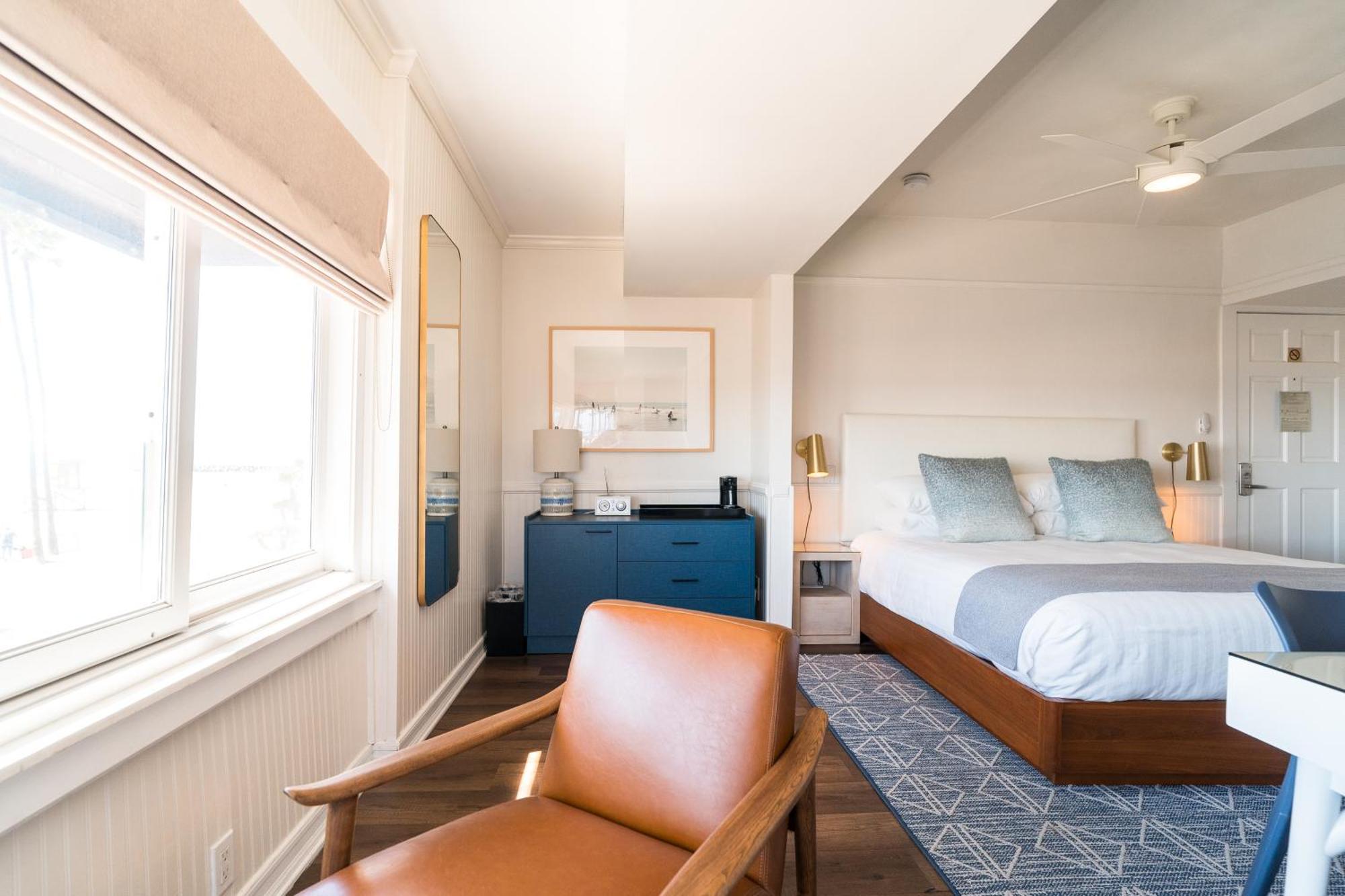 Newport Beach Hotel Екстер'єр фото
