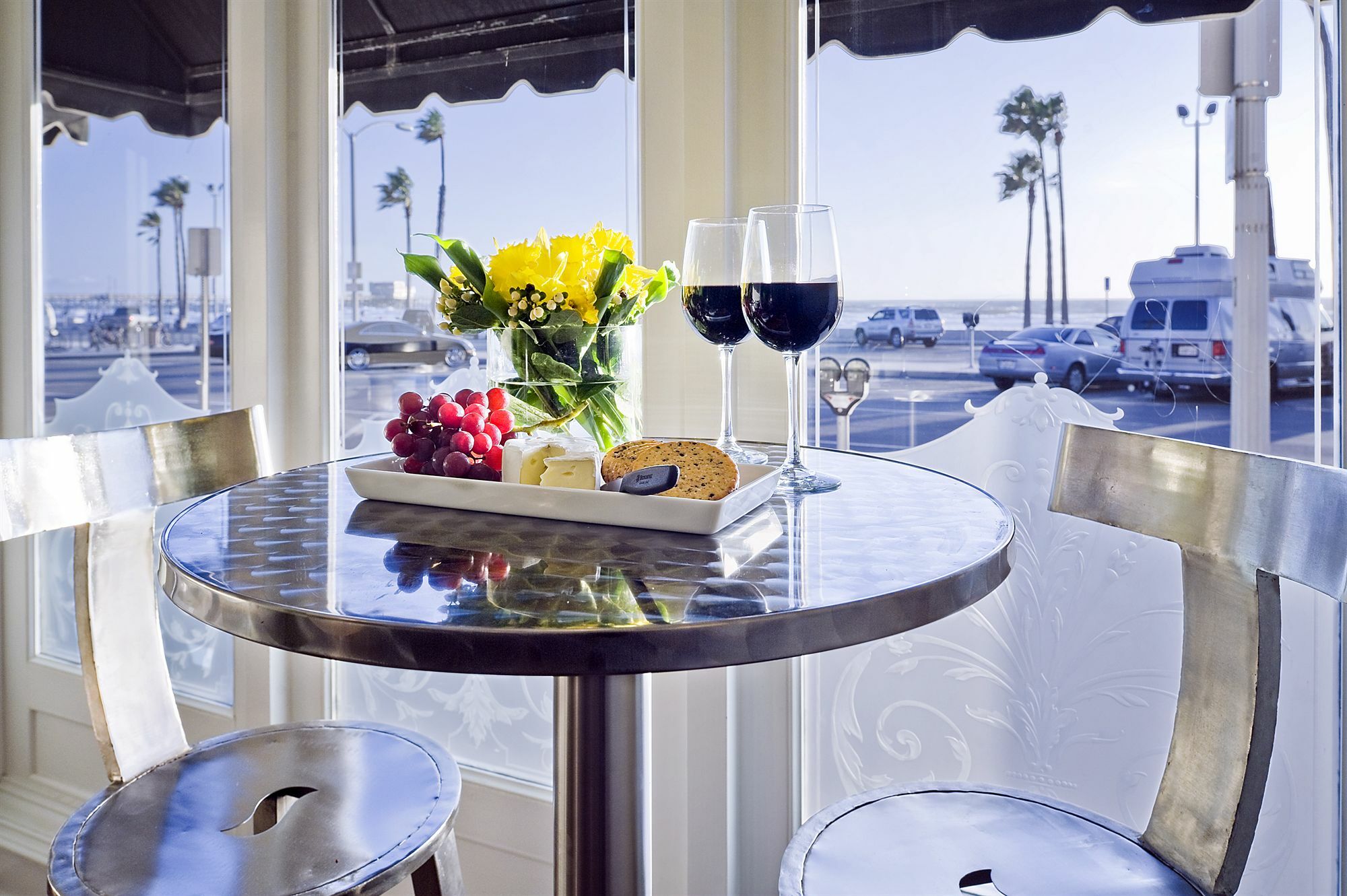 Newport Beach Hotel Екстер'єр фото