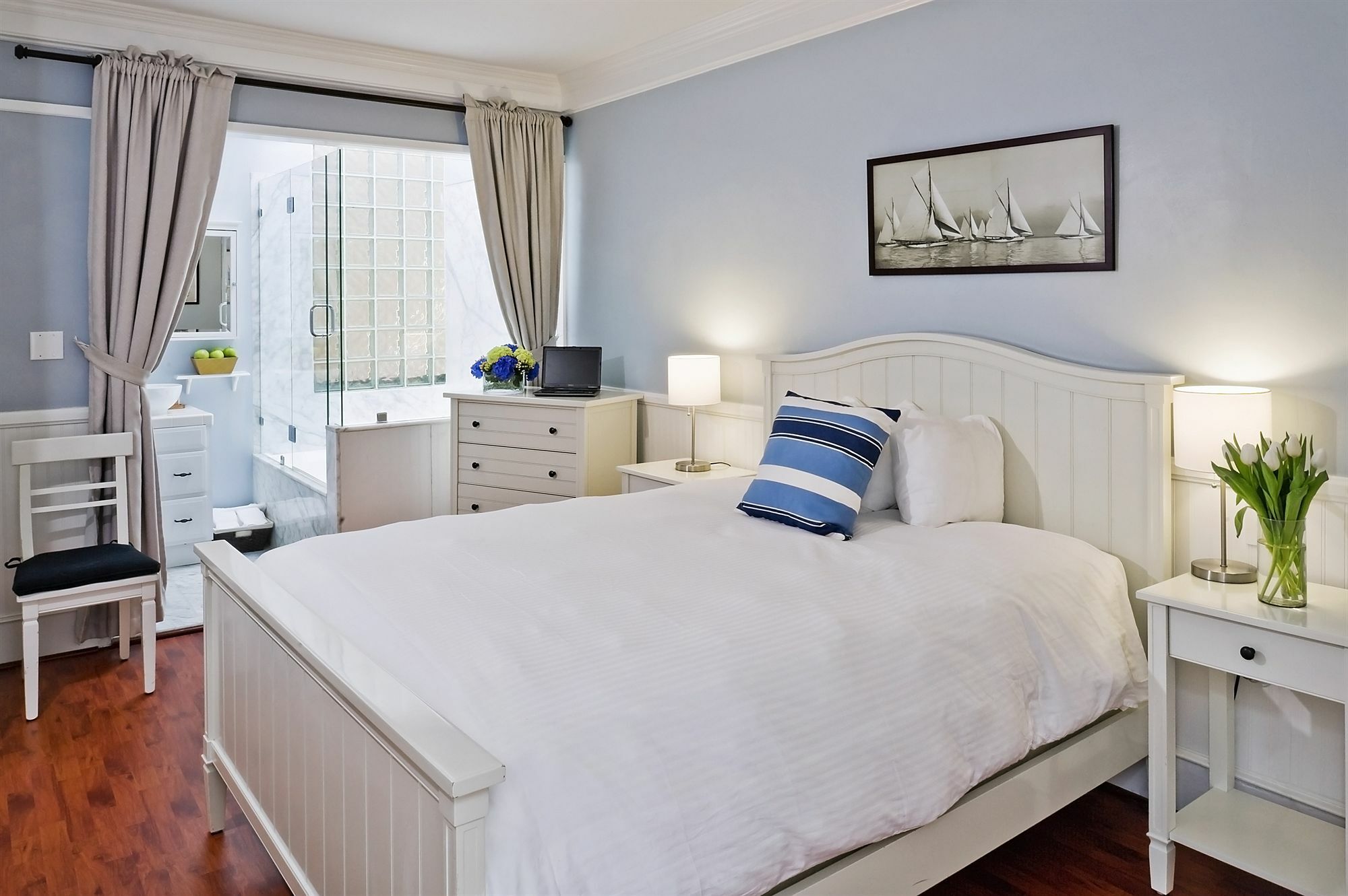 Newport Beach Hotel Екстер'єр фото