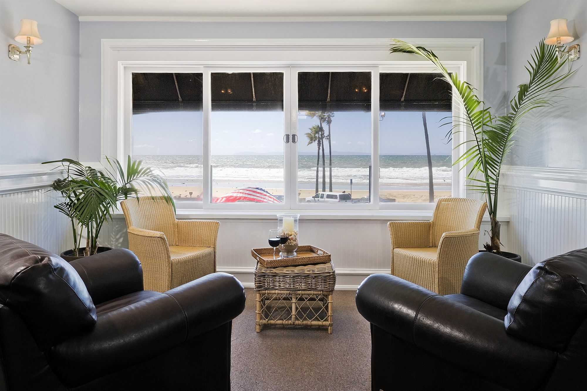 Newport Beach Hotel Екстер'єр фото