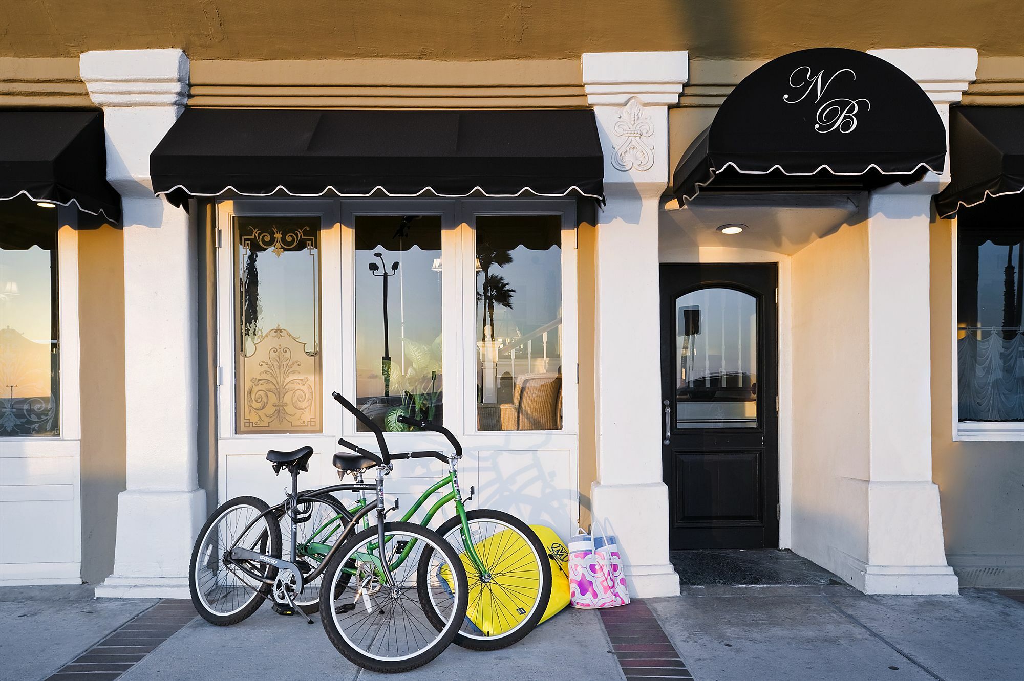 Newport Beach Hotel Екстер'єр фото